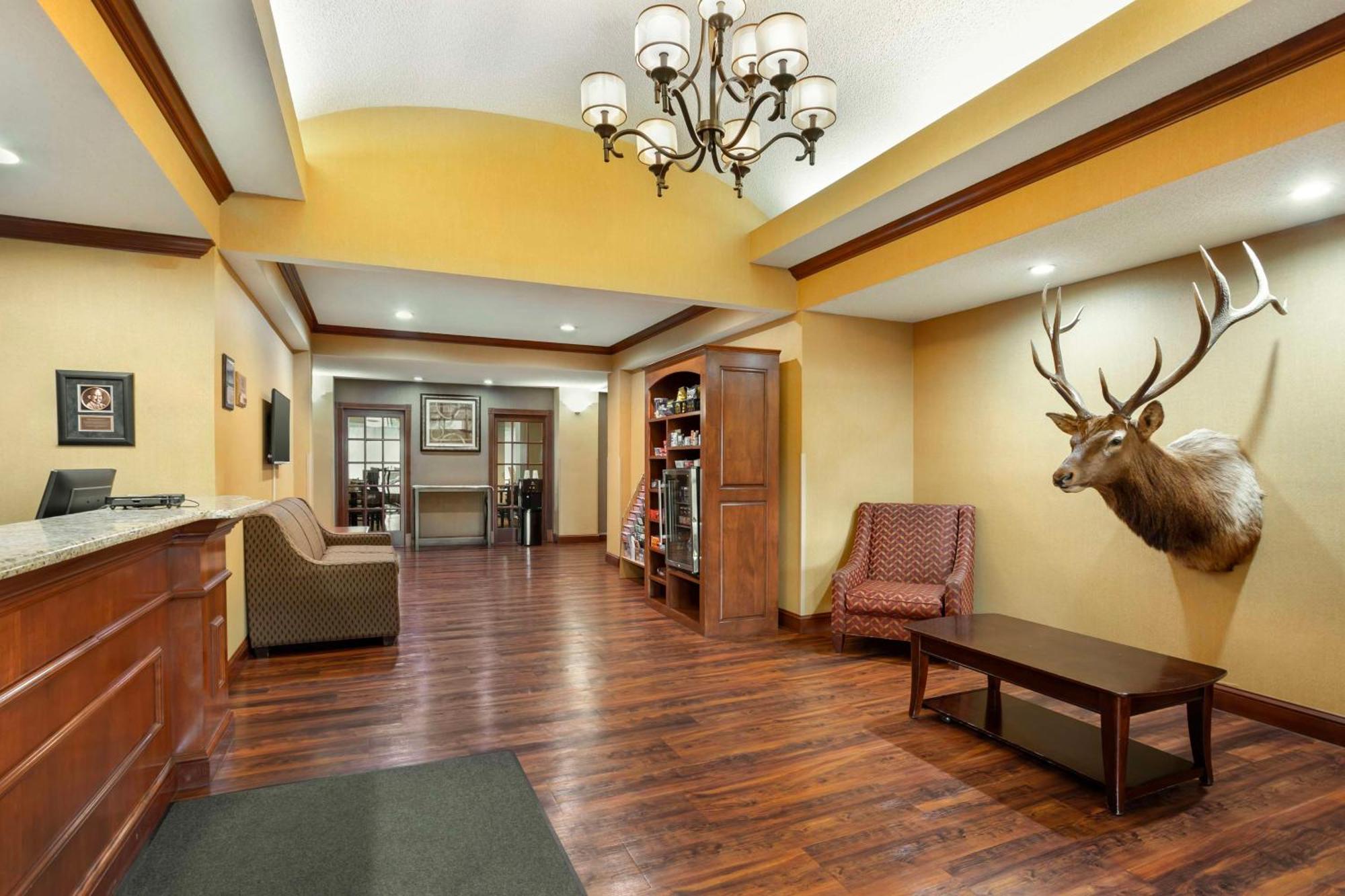 Best Western Plus Clearfield Exterior photo